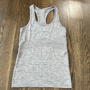 Lululemon Swiftly Tech Racerback Tank Workout Top - Size 4